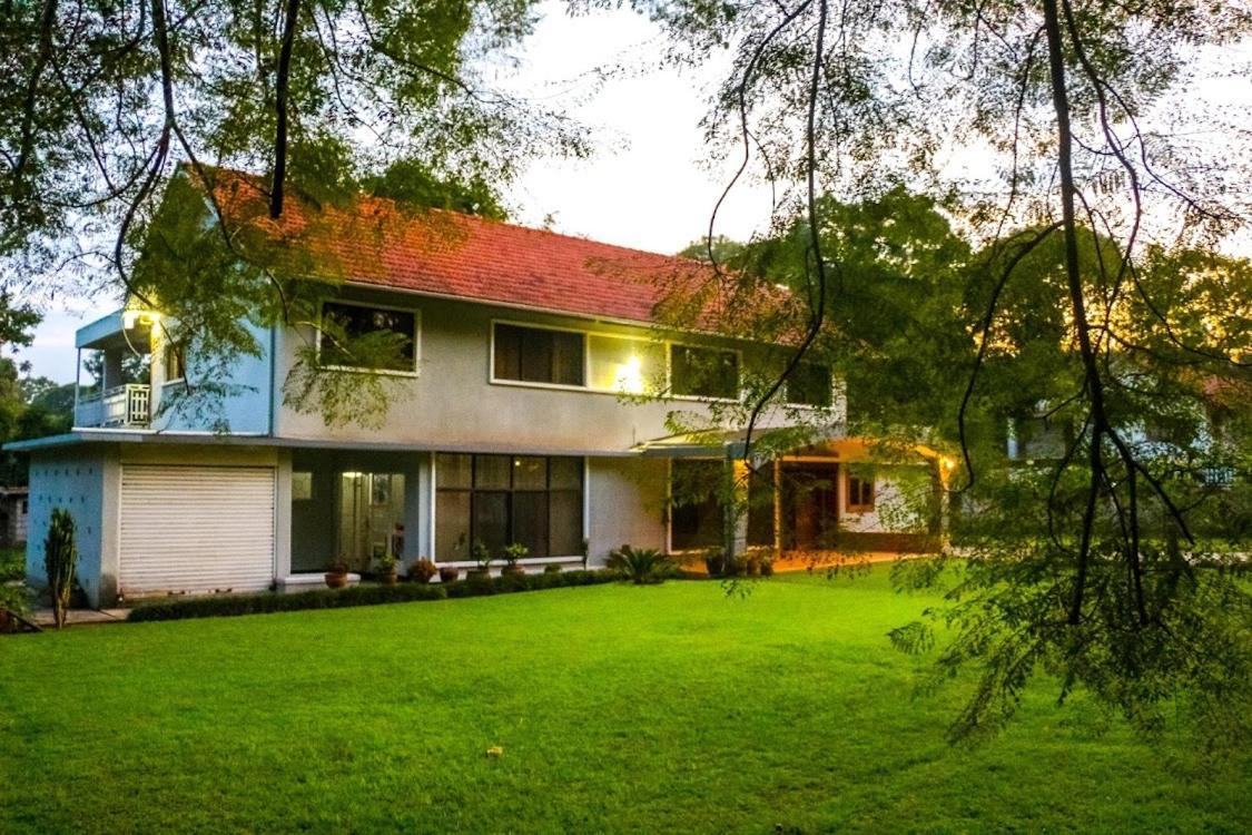 Nyumbani Palace Arusha Exteriör bild