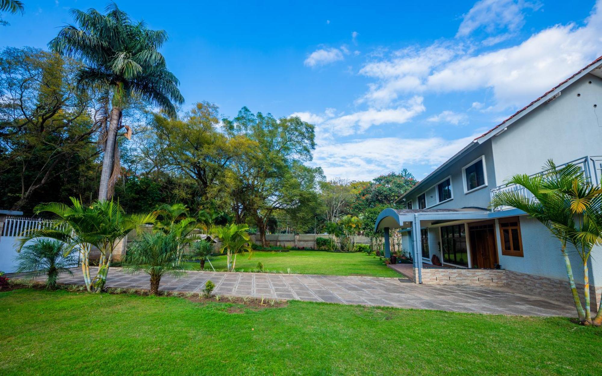 Nyumbani Palace Arusha Exteriör bild